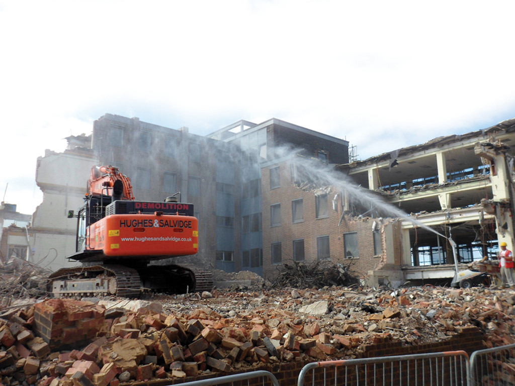 FOG SYSTEM PROVIDES A CONTRIBUTION TO DUST EXTRACTION